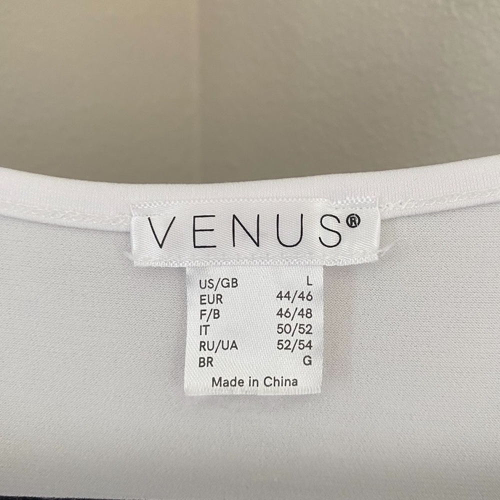 NWOT - VENUS White Sleeveless Top - Size Large - Picture 3 of 3